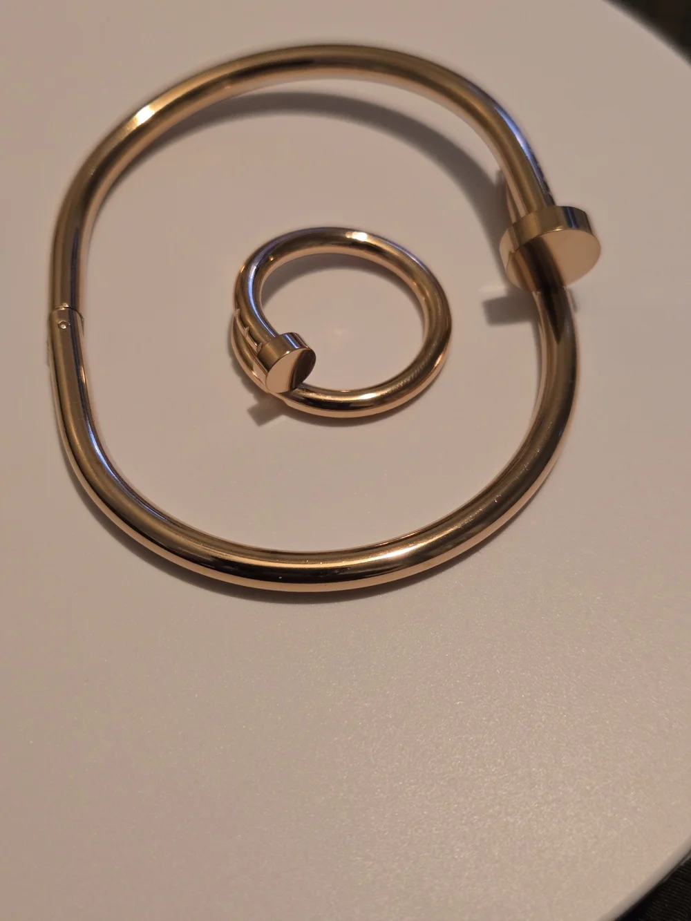 N/A 18k gold